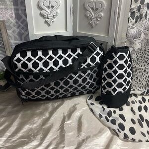 Lunch/bottle Insulated Bag Black & White